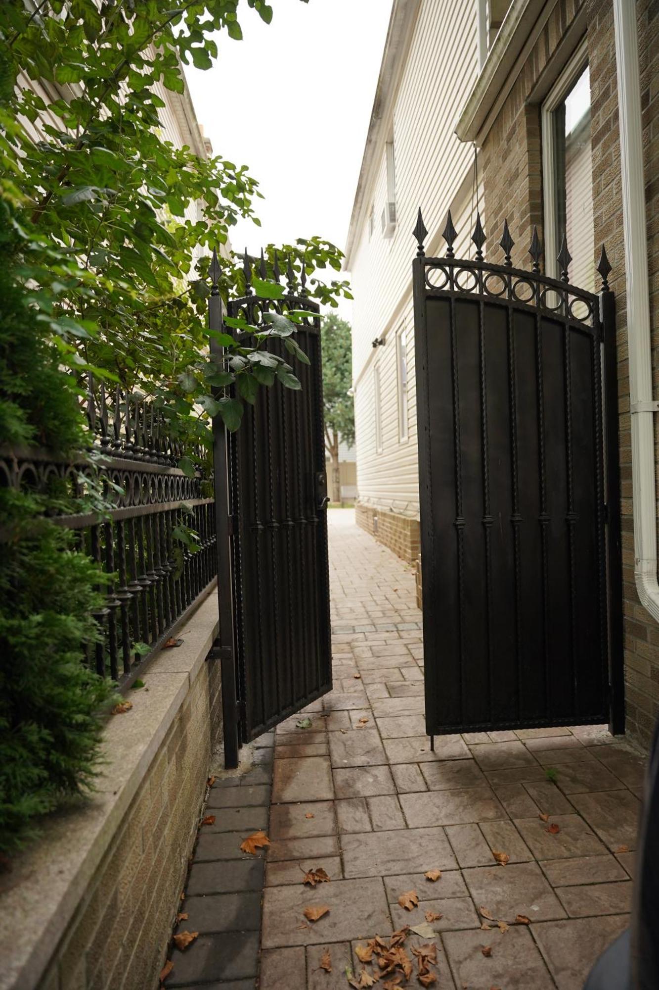 Cozy 2 Bedroom In A Lovely Forest Hills Neighborhood ニューヨーク エクステリア 写真